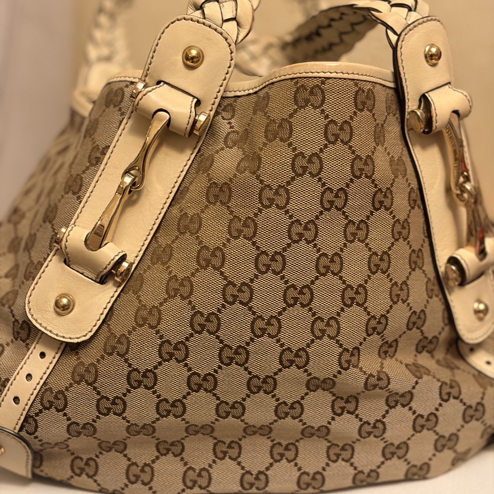Gucci Tan and Cream Pelham Shoulder Bag